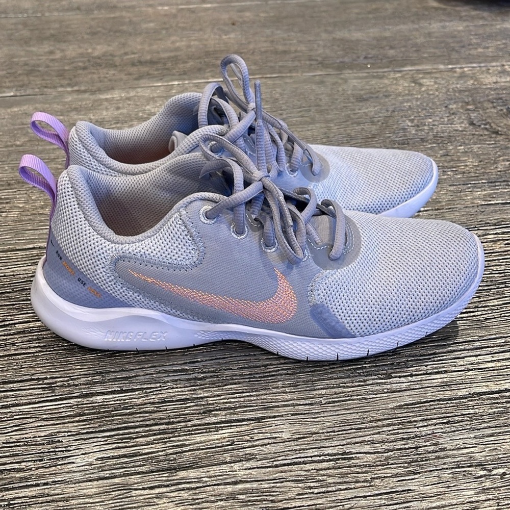 Nike Flex Experience Run Lilac Atomic Orange Gray Shoes Sneakers Size 7.5